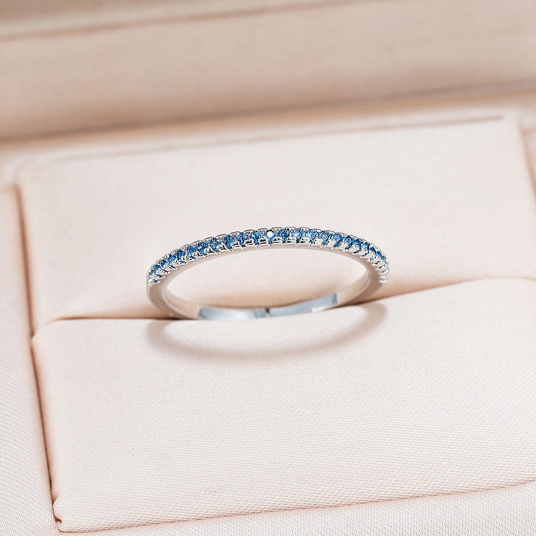 Petite Crystals Stacking Band