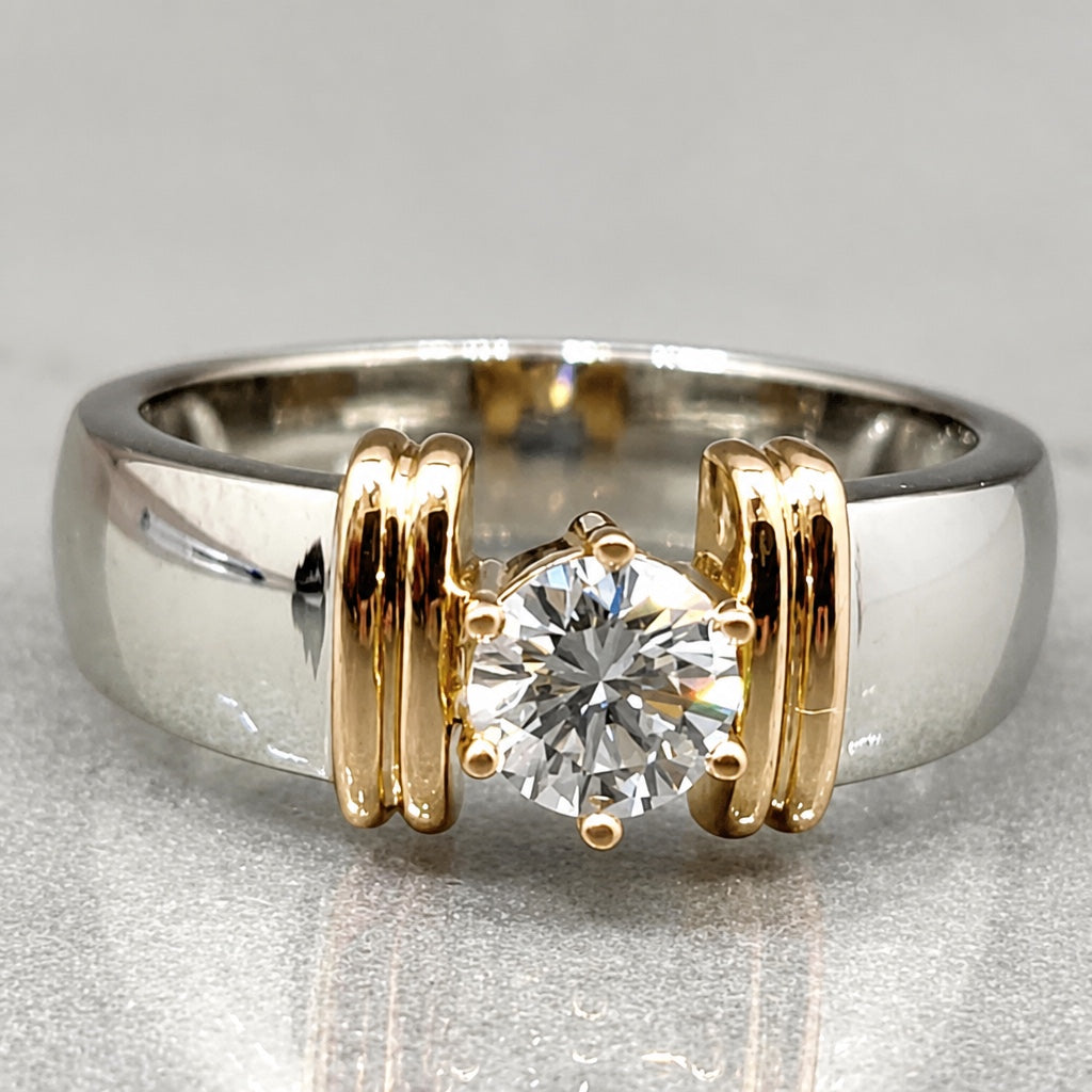 Luxe Zirconia Inlaid Ring