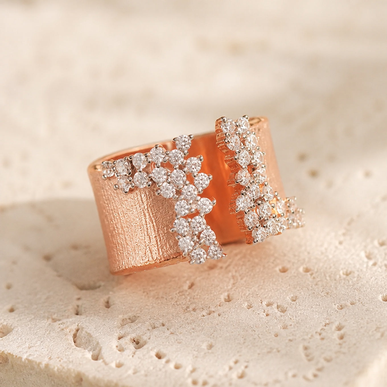 Lavish Zirconia Wide Ring