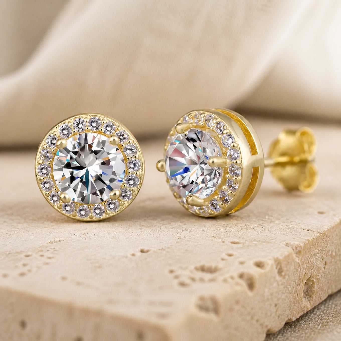 Lustrous Zirconia Stud Earrings