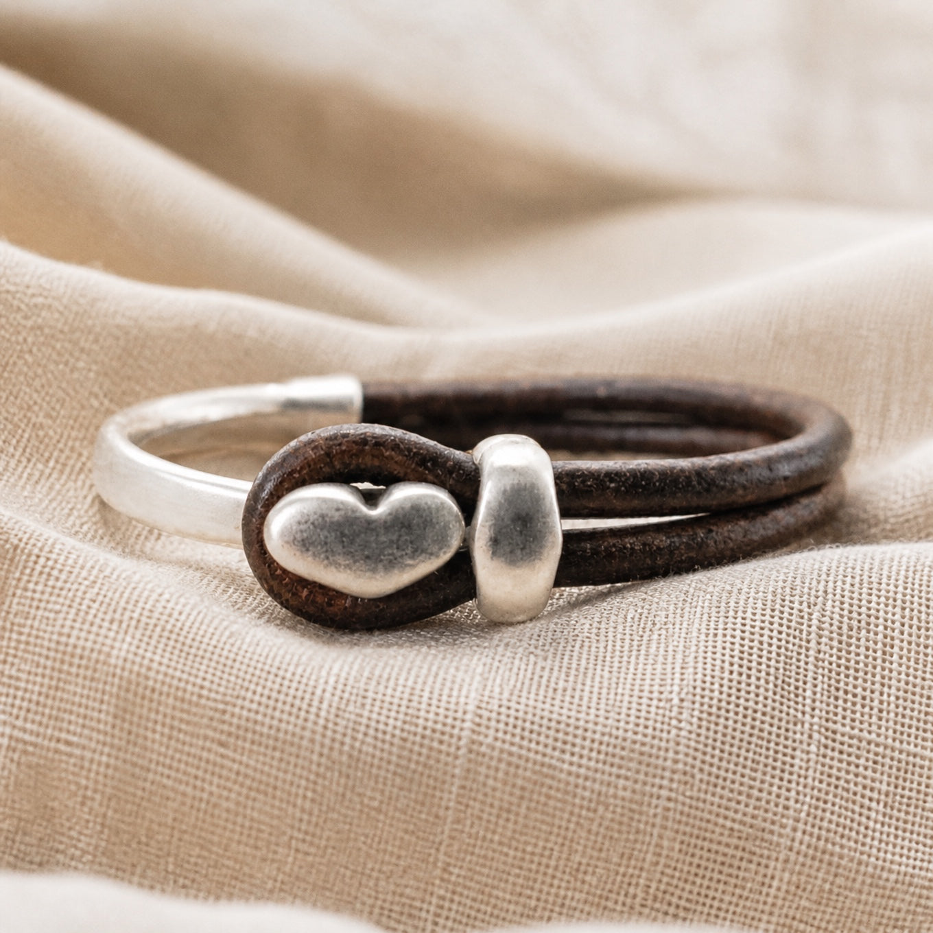 Vintage Heart Brown Bracelet
