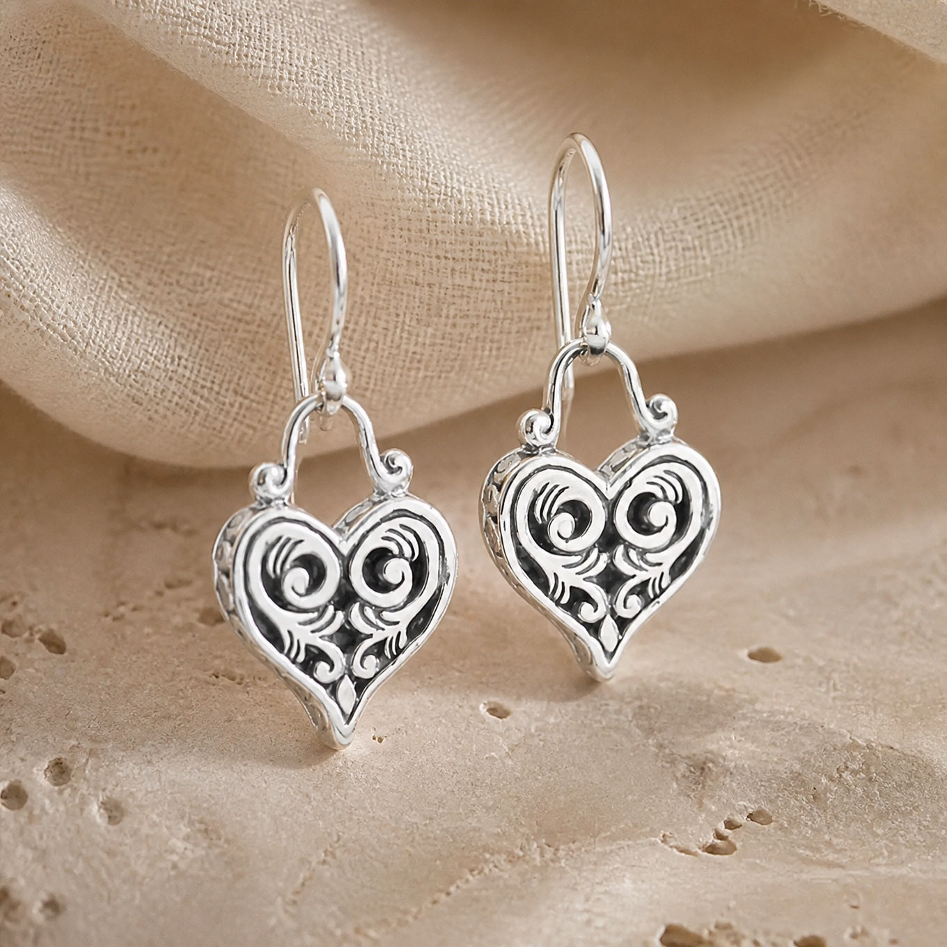 Exquisite Heart Dangle Earrings