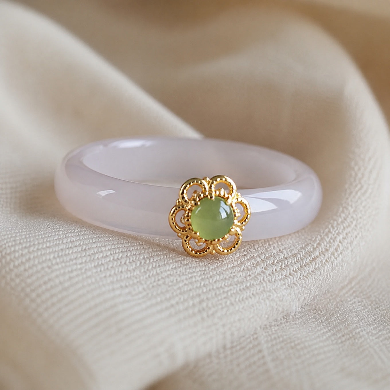 Chalcedony Band Zirconia Ring