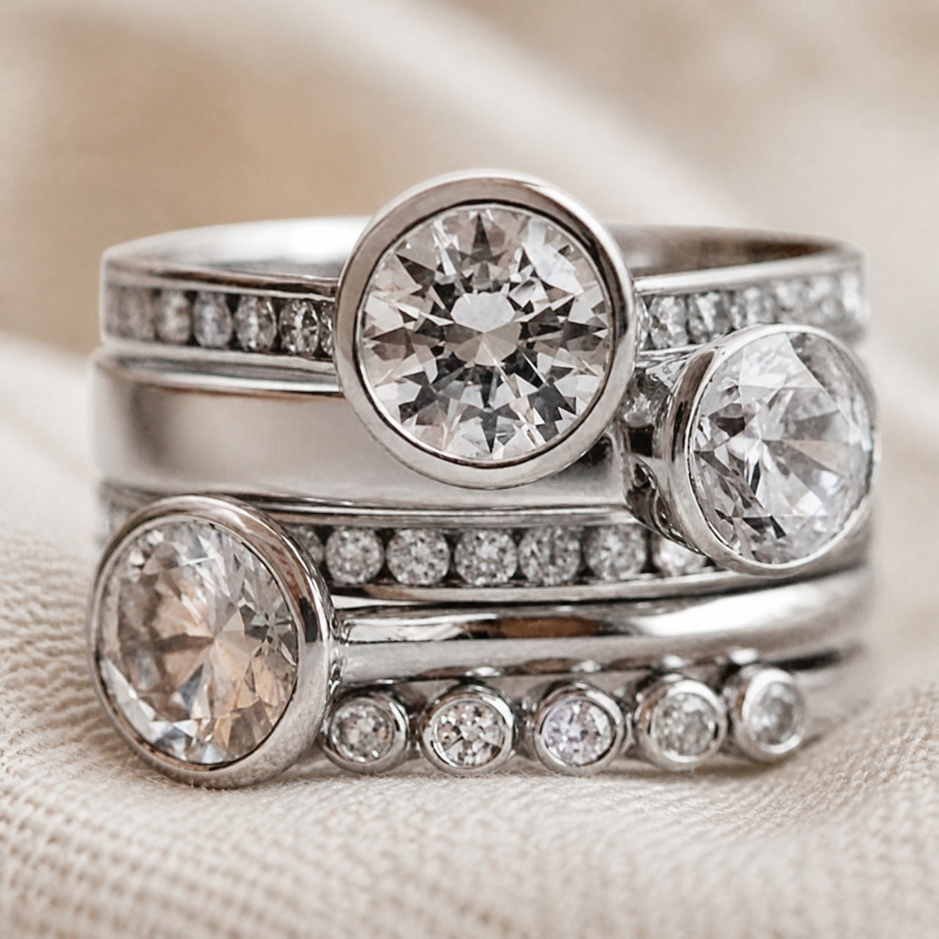 Retro Bohemian Inlaid Zirconia Ring