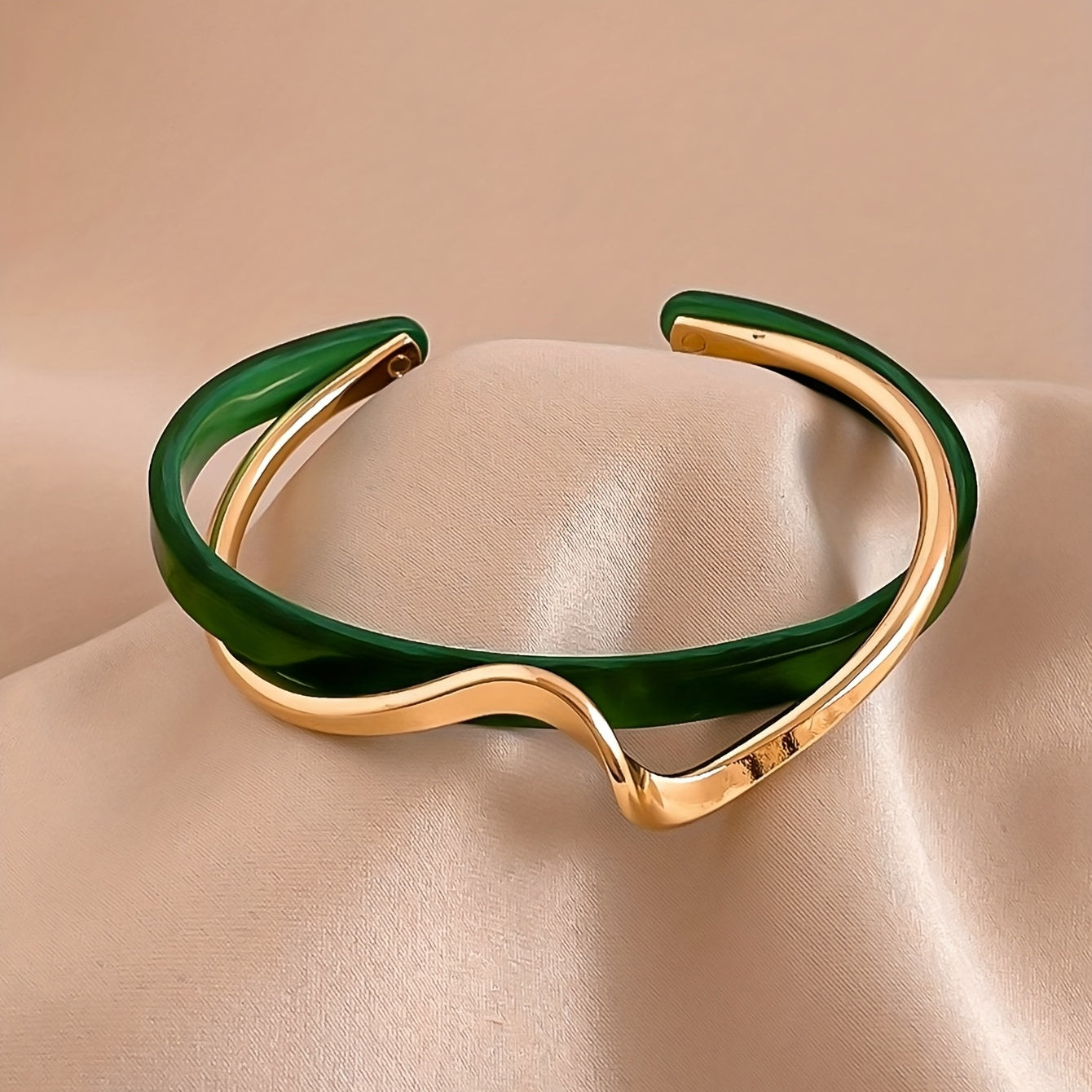 Minimalist Wave Shape Cuff Bracelet