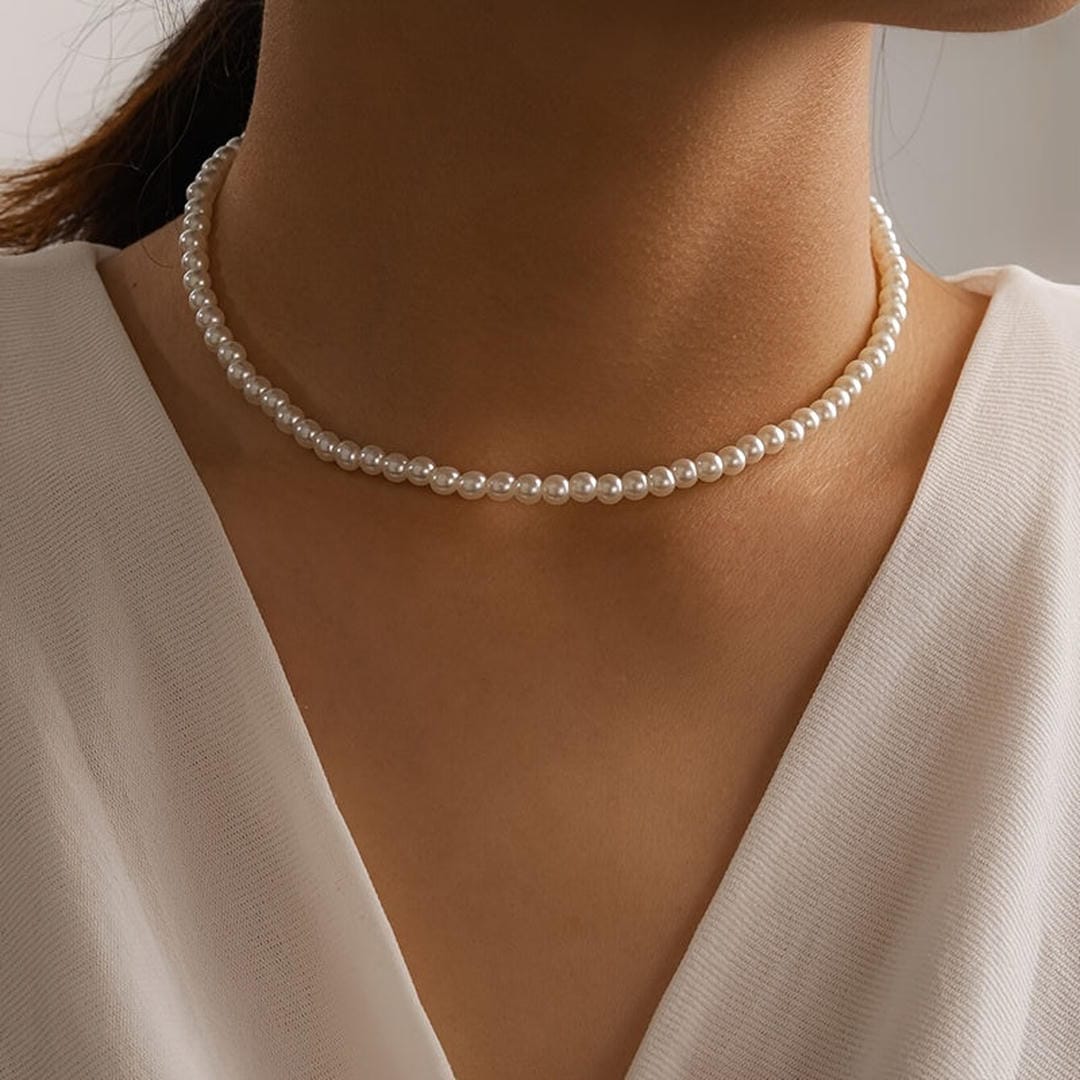Bohemian Elegant Pearl Choker