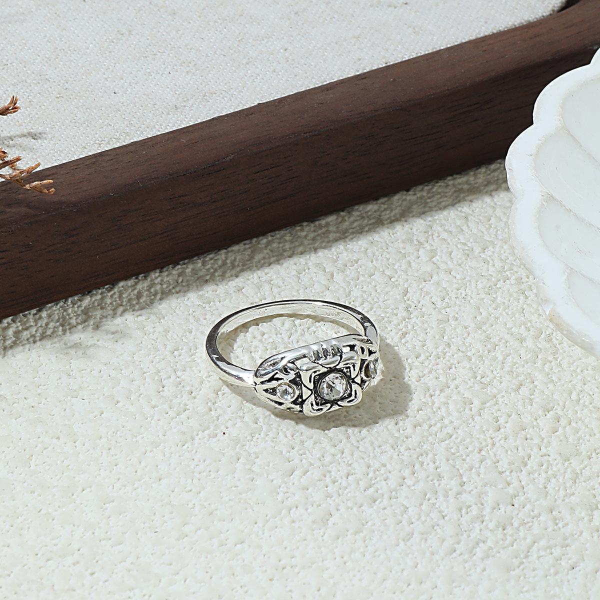 Silver Crystal Elegant Ring