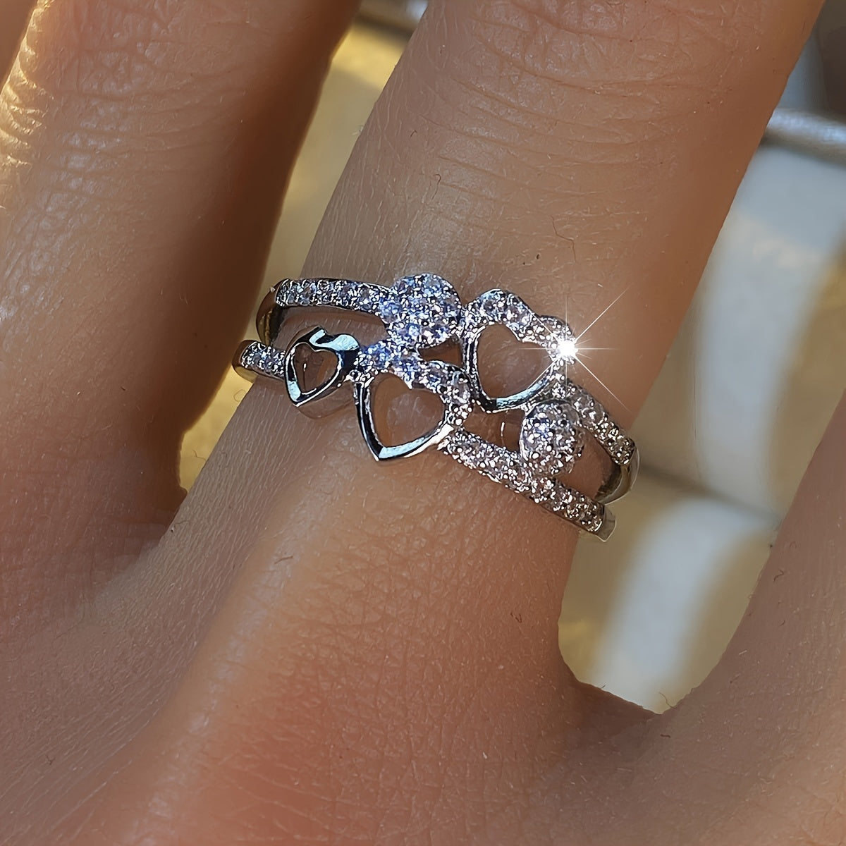 White Gold Heart Zirconia Ring