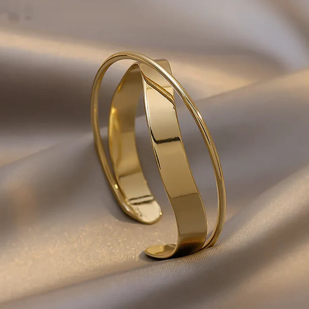 Classic Golden Open Bracelet