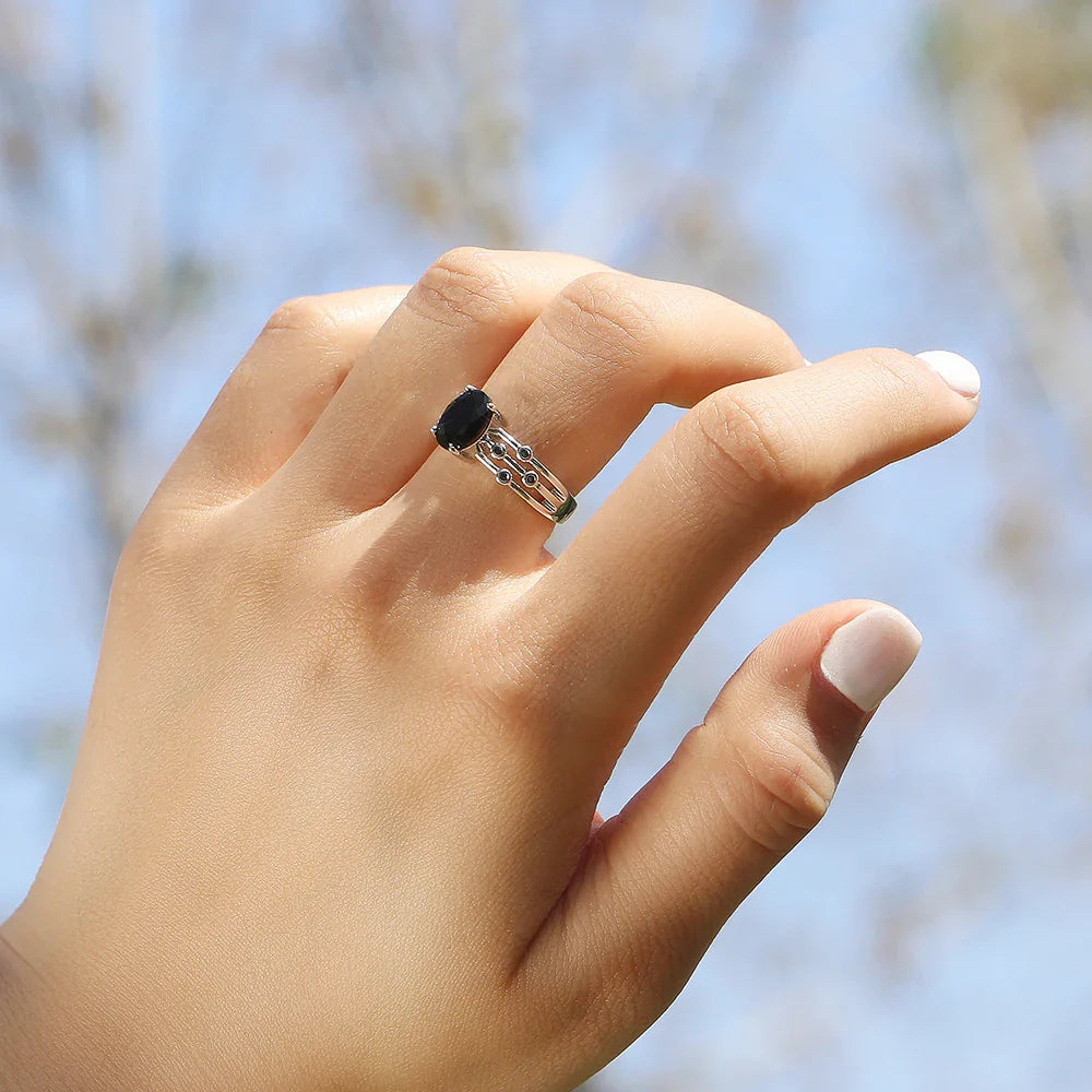 Noir Classic Zirconia Beauty Ring