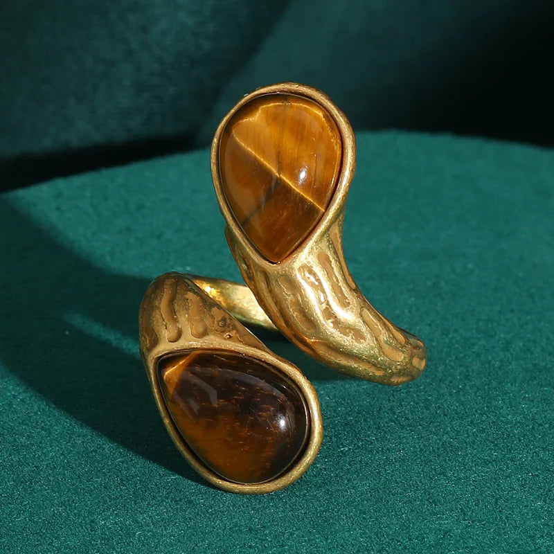 Sculpted Droplet Knot Gold Ring