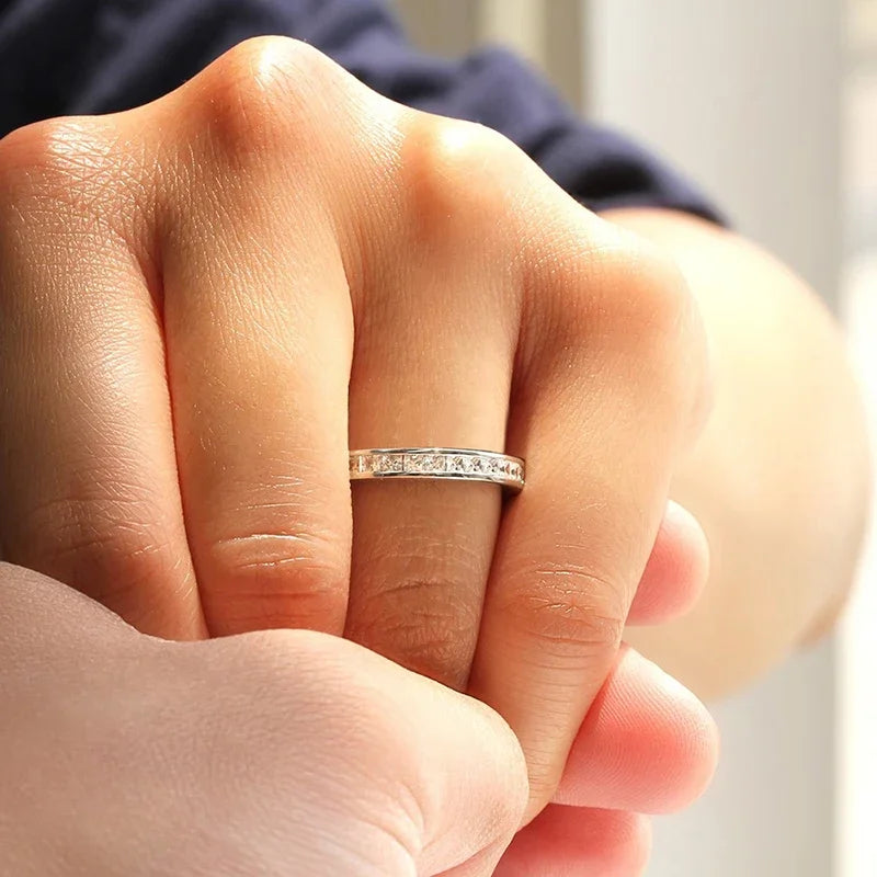 Minimalist Silver Zirconia Ring