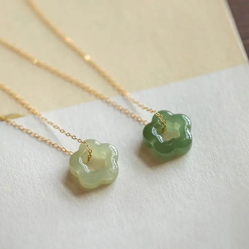 Plum Blossom Clavicle Chain Necklace