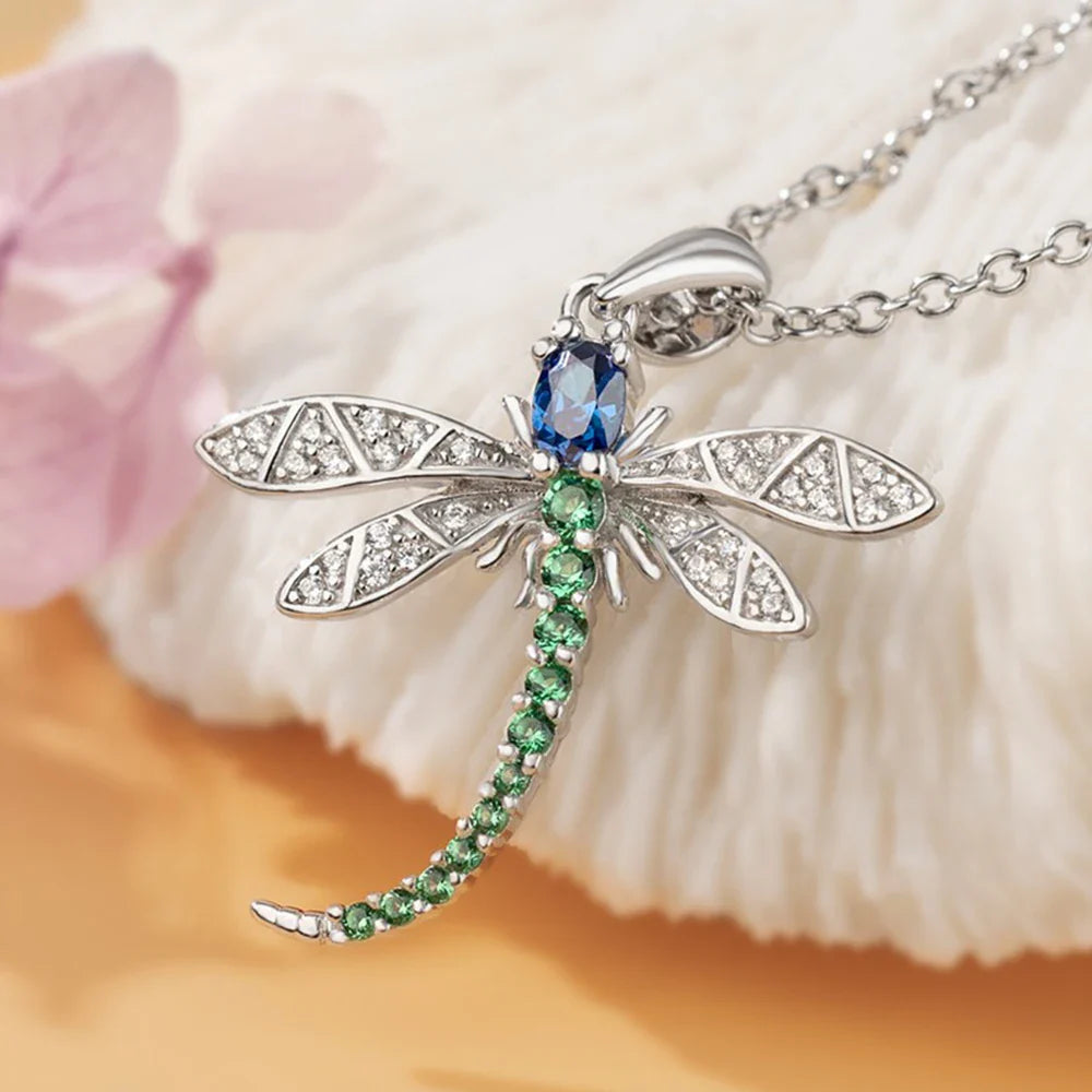 Exquisite Dragonfly Pendant Necklace