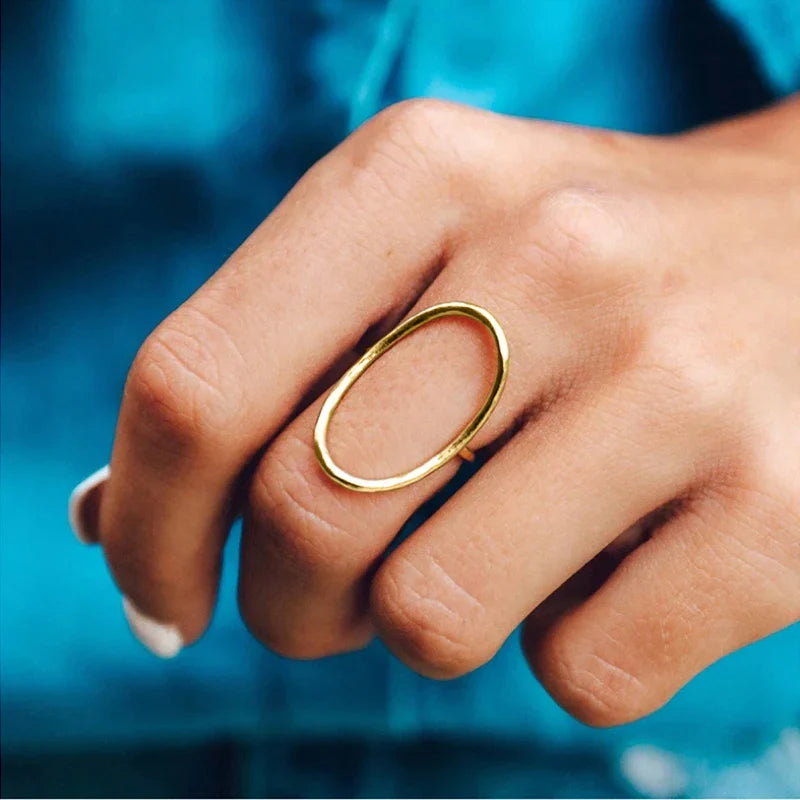 Refined Geometric Hollow Oval Ring