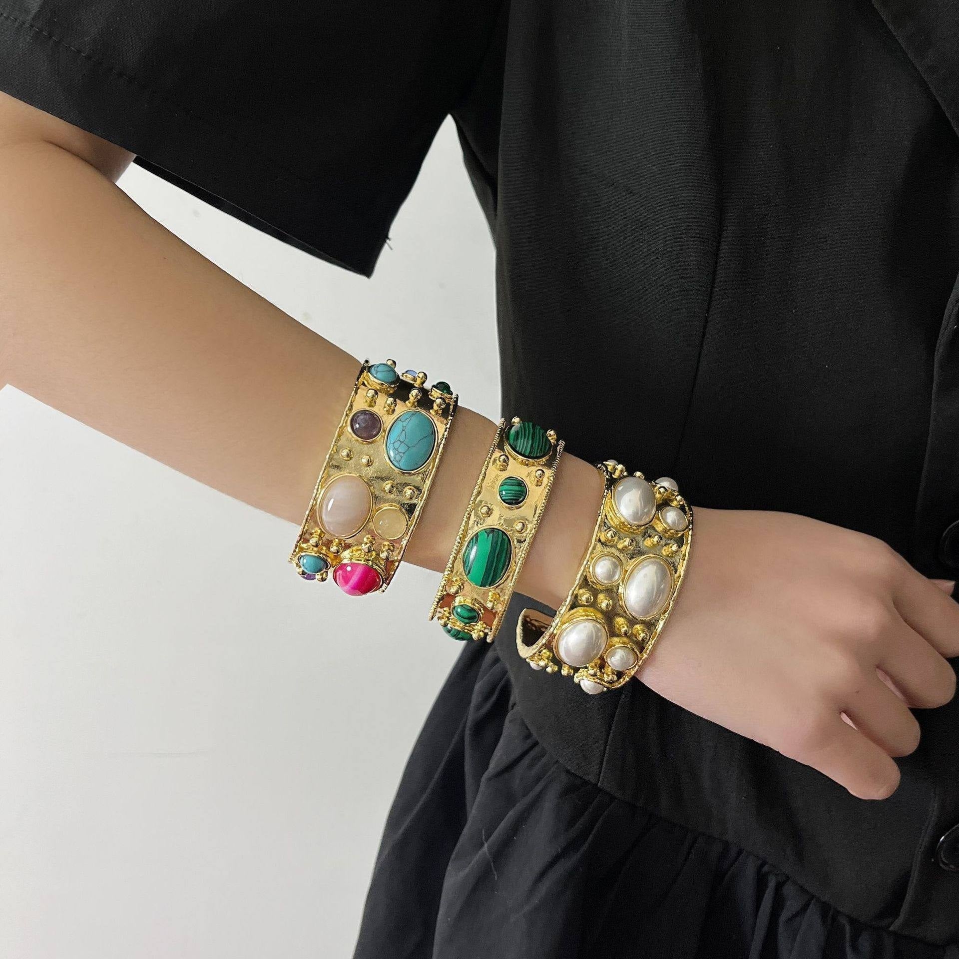 Baroque Pebble Vintage Cuff