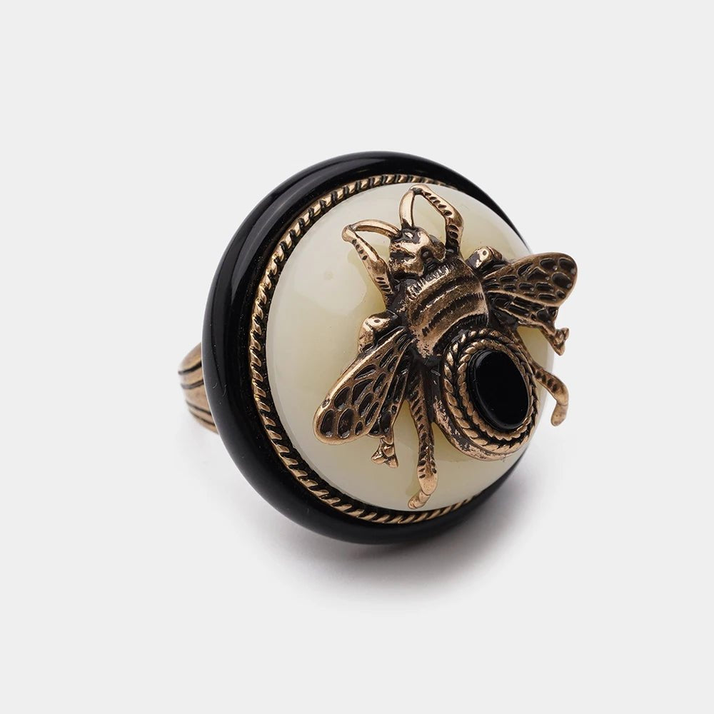BeeQueen Vintage Natural Agate Ring