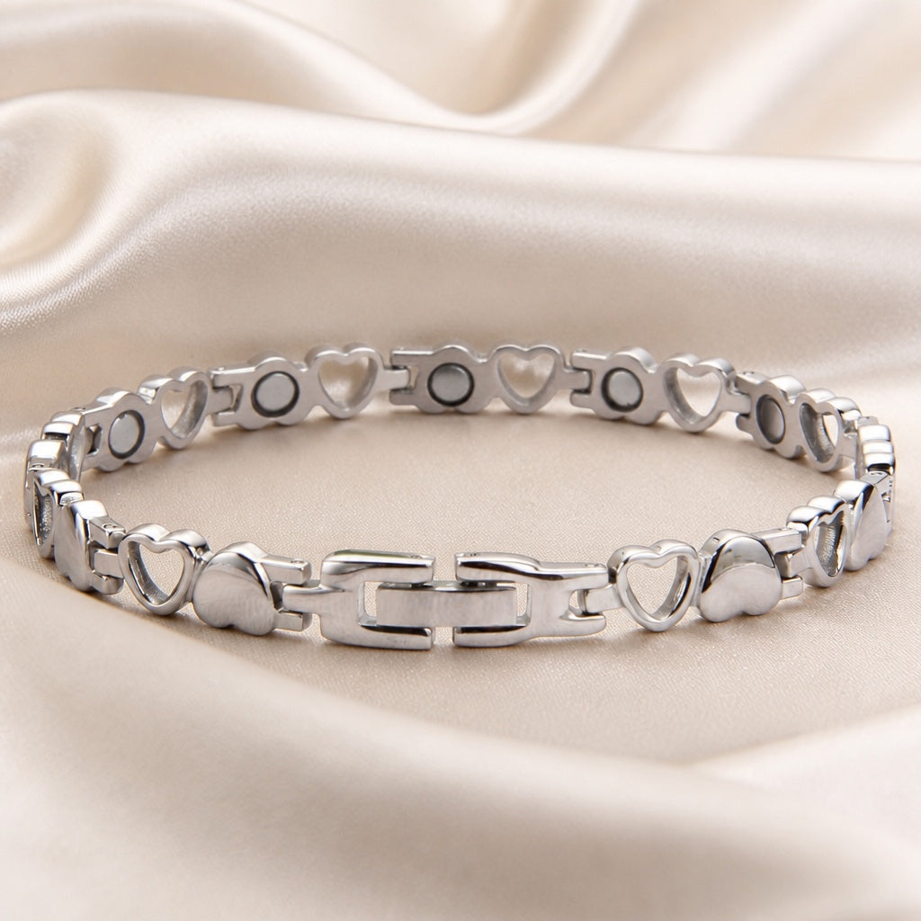 Elegant White Gold Heart Bracelet