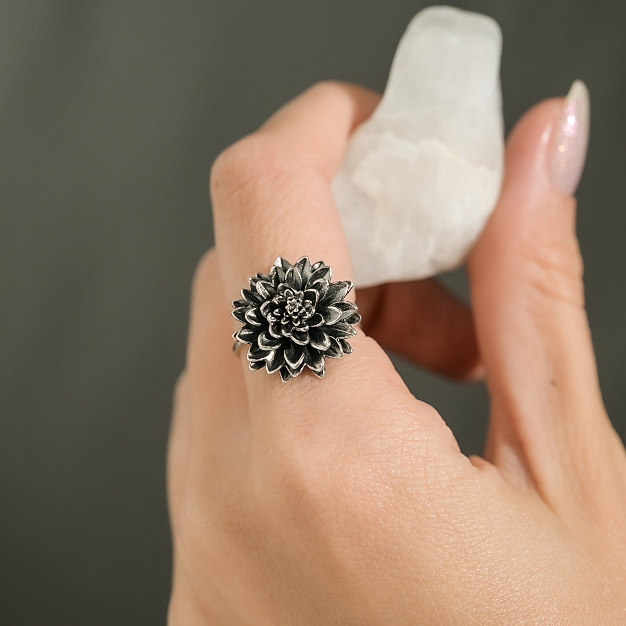 Luxe Vintage Lotus Ring