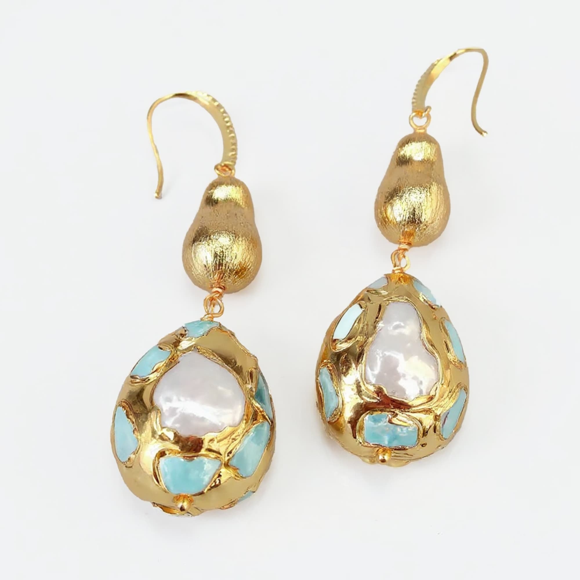 FluxFlicker Pearl Teardrop Earrings