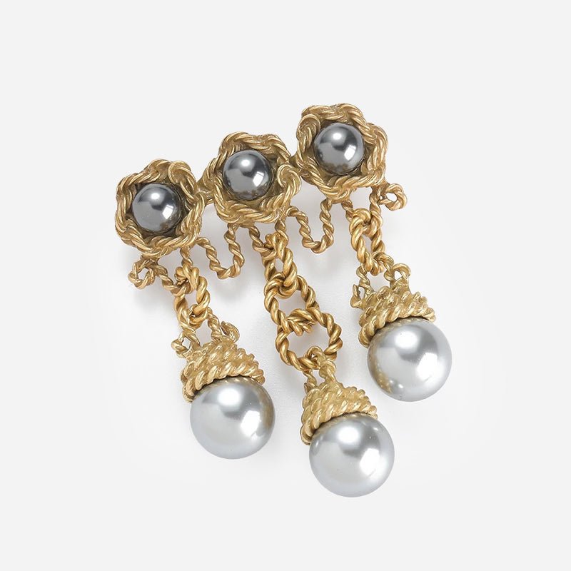Gilded Knot Pearl Brooch