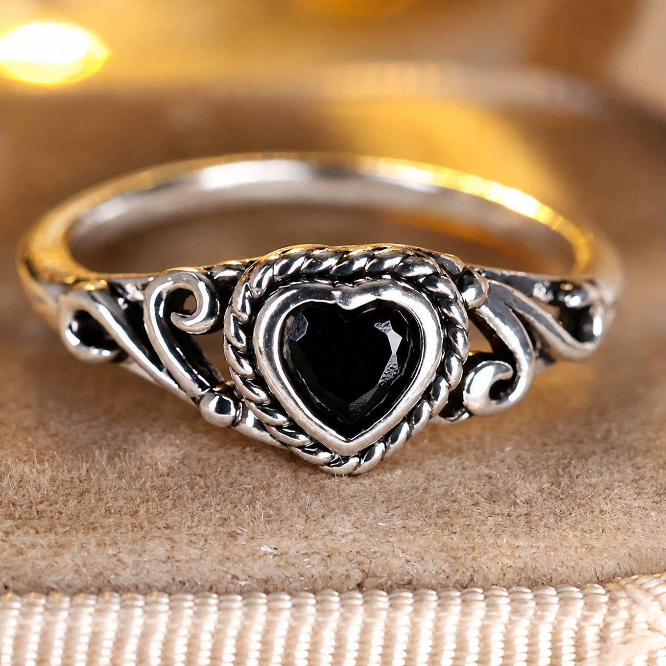 Onyx Heart Zirconia Ring