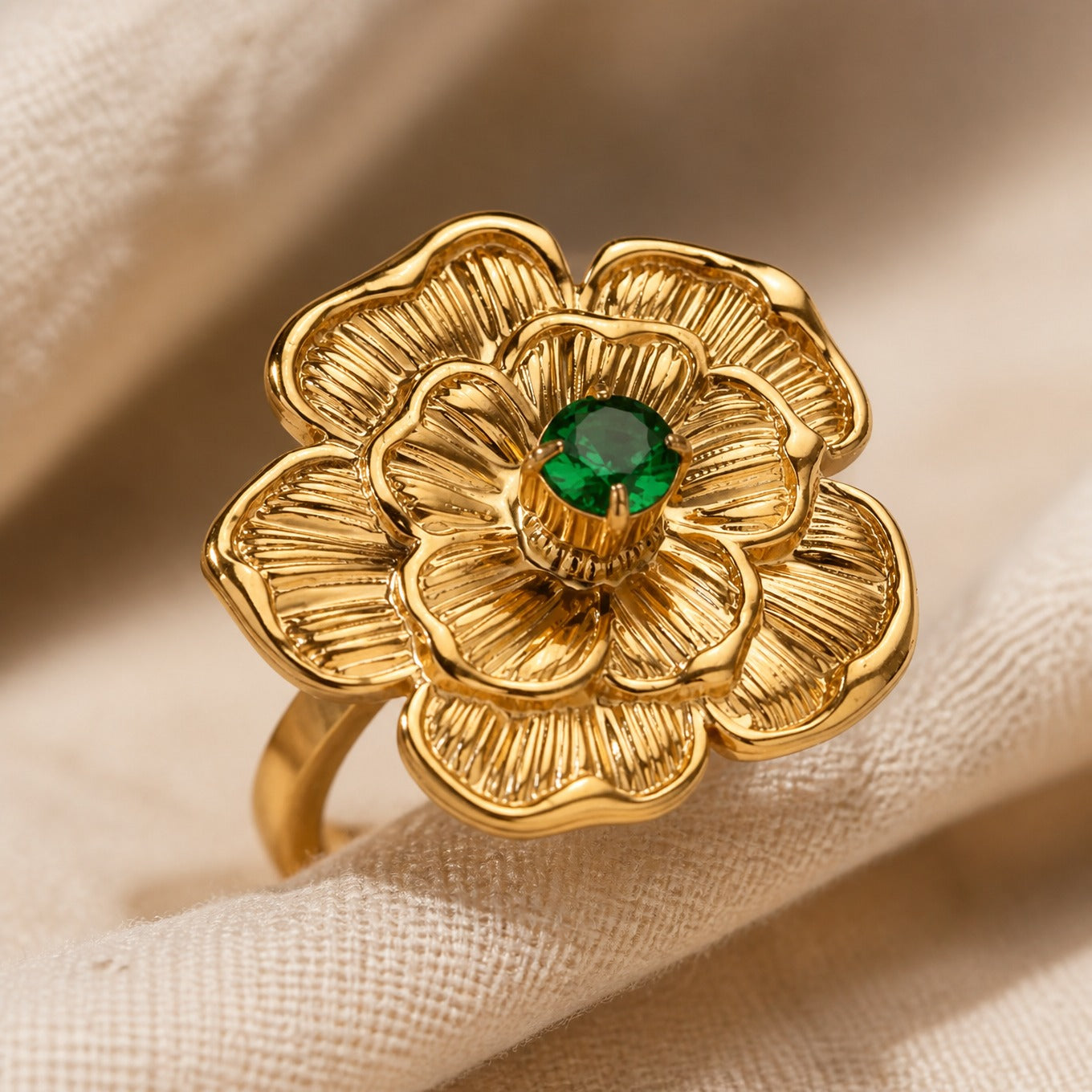 Windsor Blossom Gold Ring
