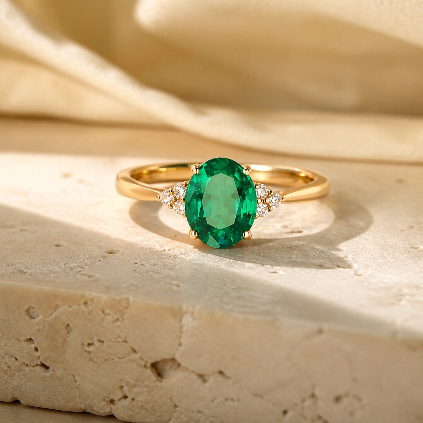 Emerald Vintage Splendor Ring