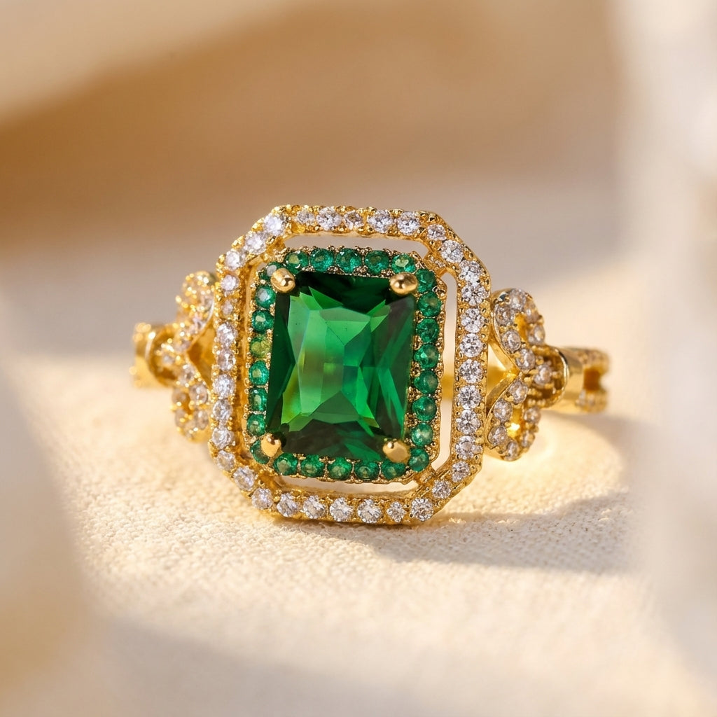Elowira Starwynne Emerald Gold Ring
