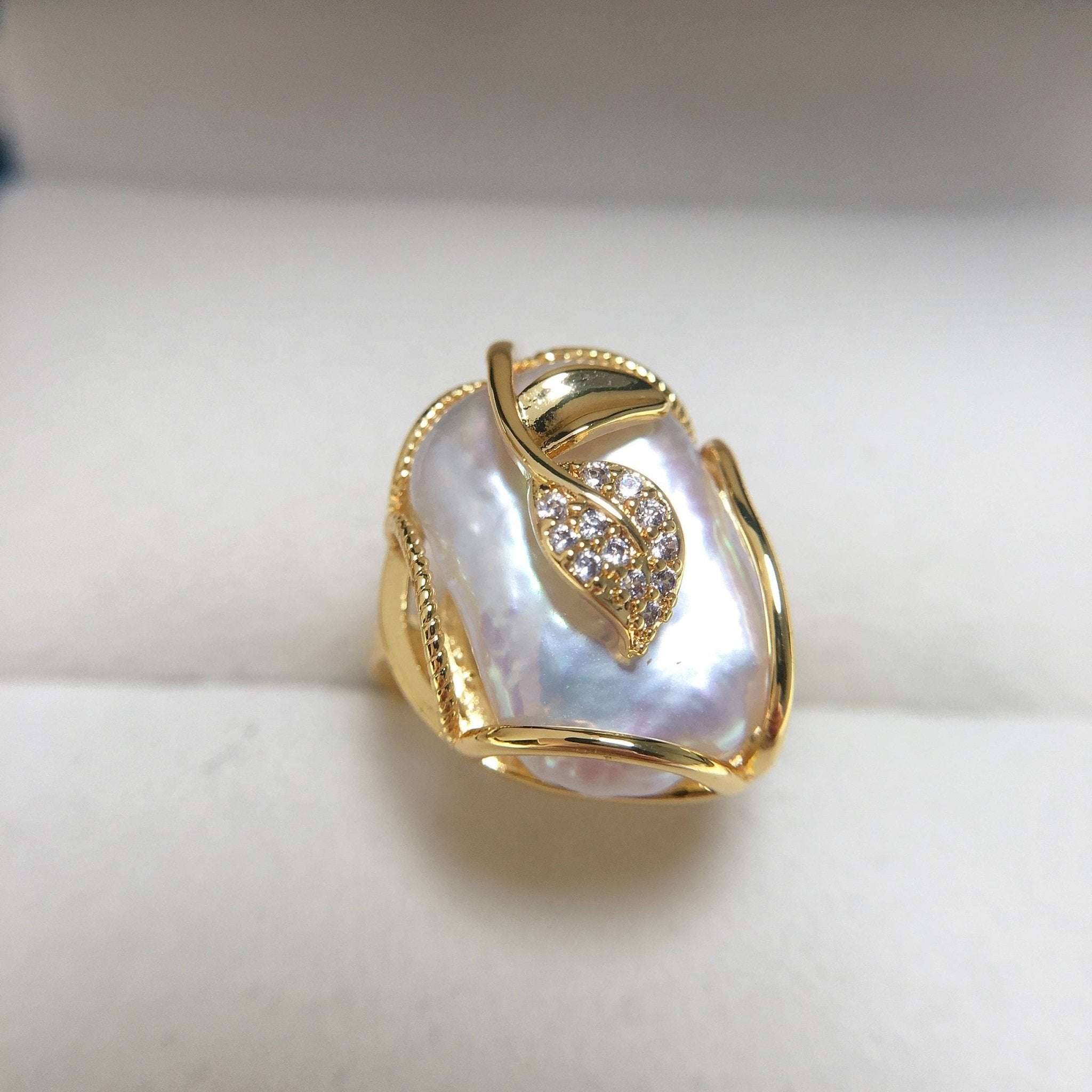 Pearl Luster Adjustable Ring