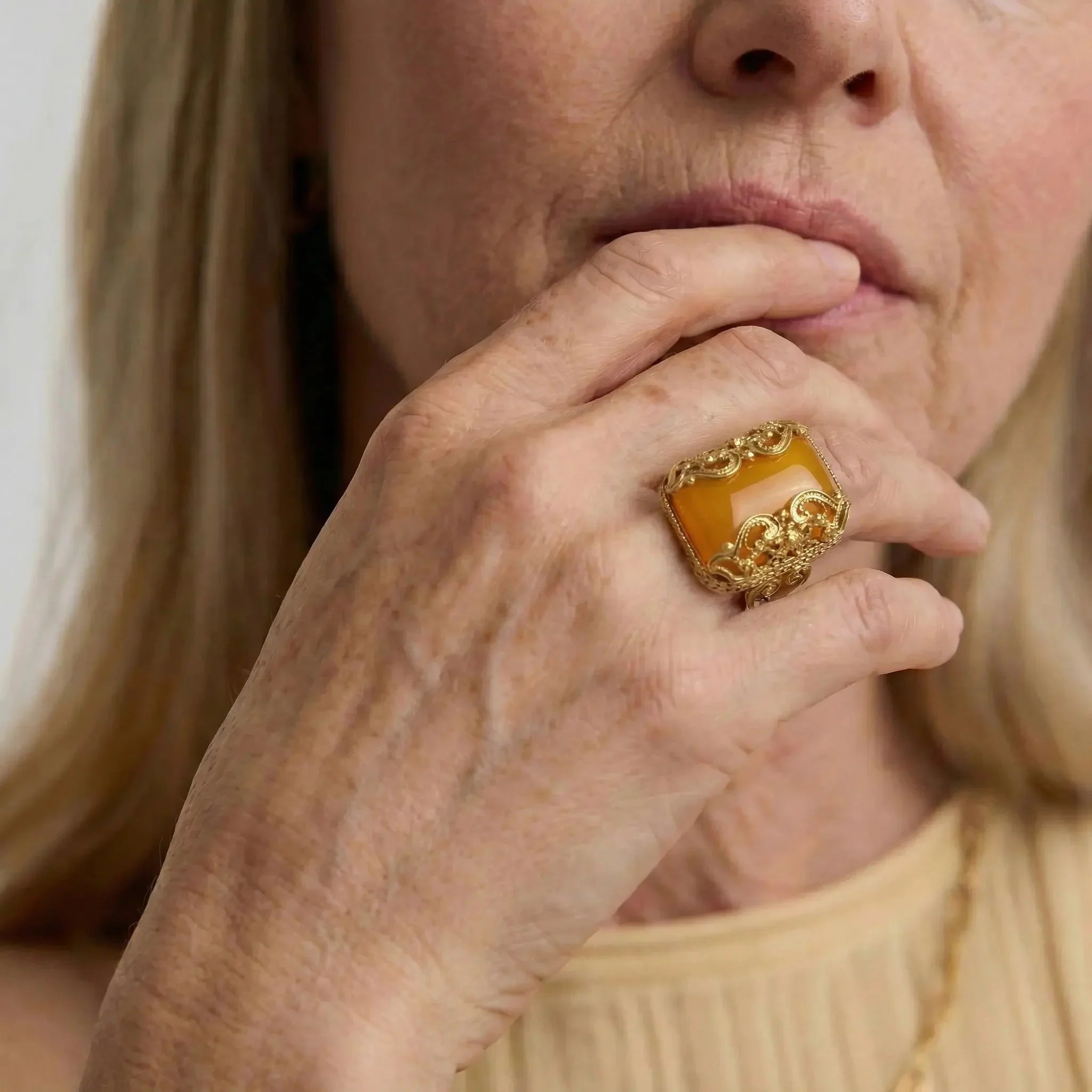 Sunfire Regal Golden Ring