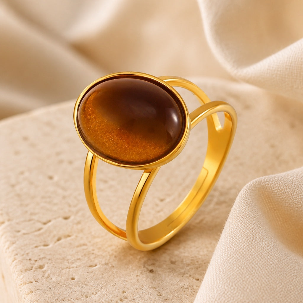 Vintage Oval Zirconia Ring