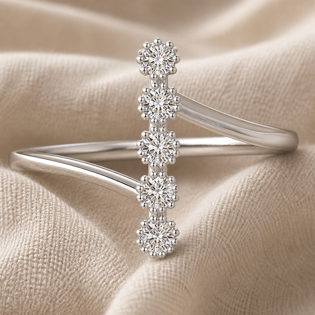 White Gold Z-Shaped Zirconia Ring