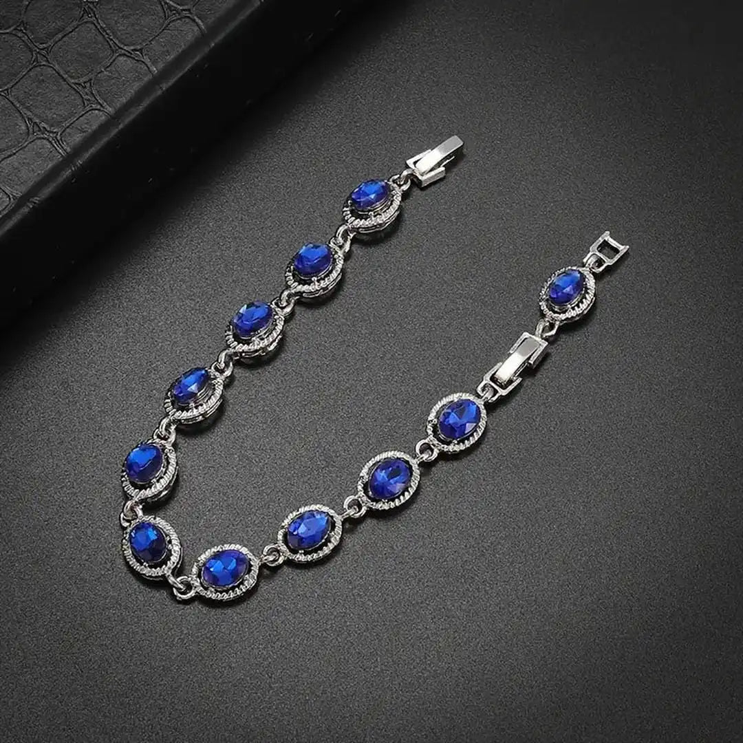 Azrielle Kynthara Luminous Bracelet