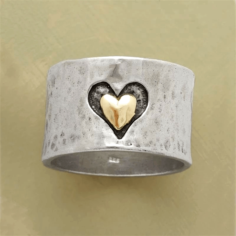 Retro Dual-Tone Silvery Heart Ring