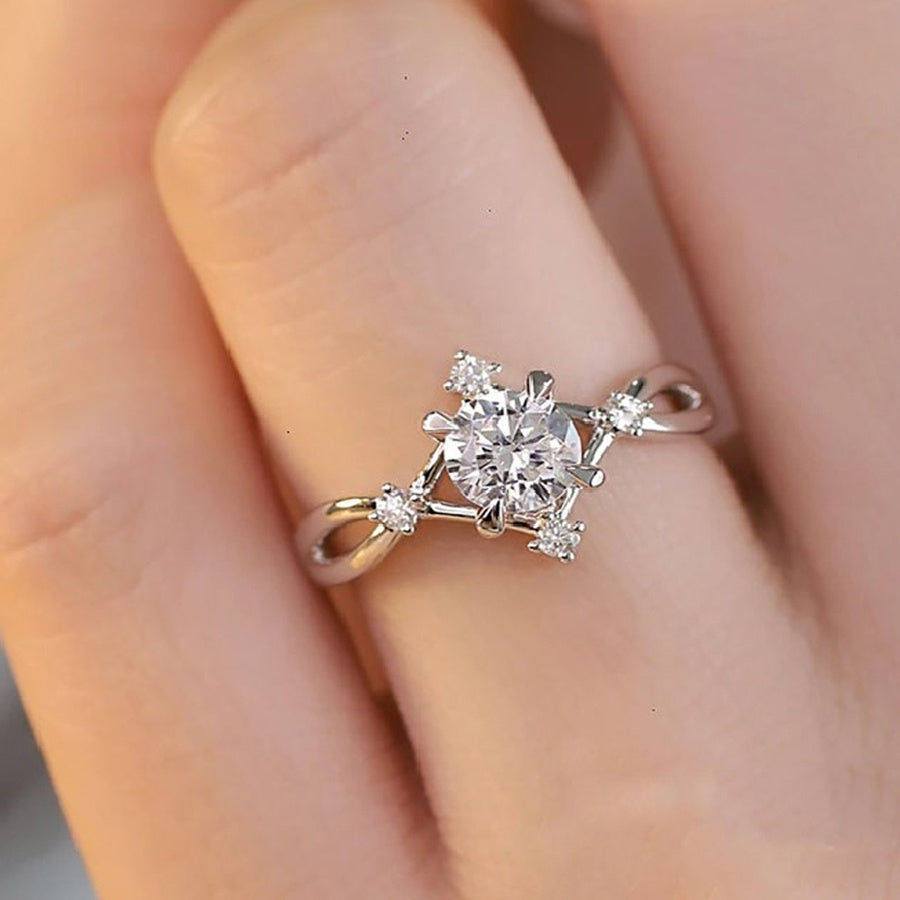 White Gold Round Zirconia Twist Ring