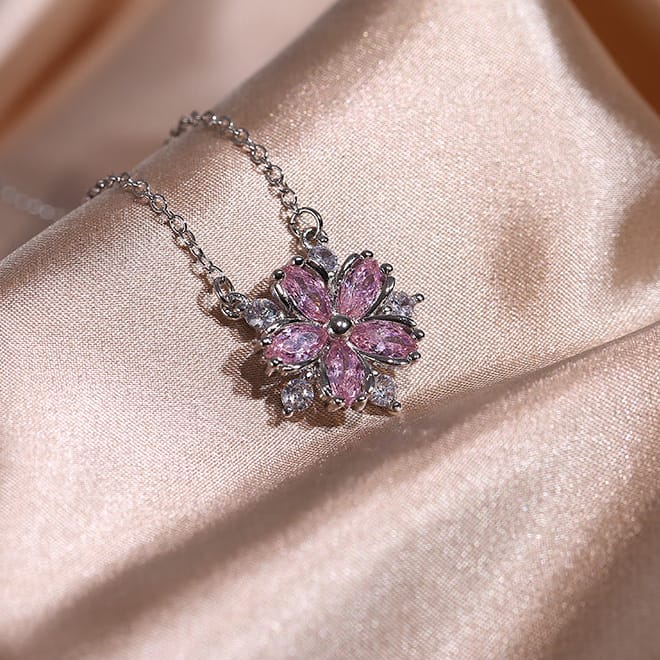 Luminous Flower Pendant Necklace
