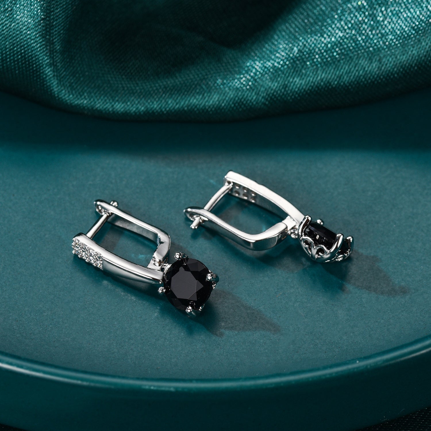Noir Glam Drop Earrings