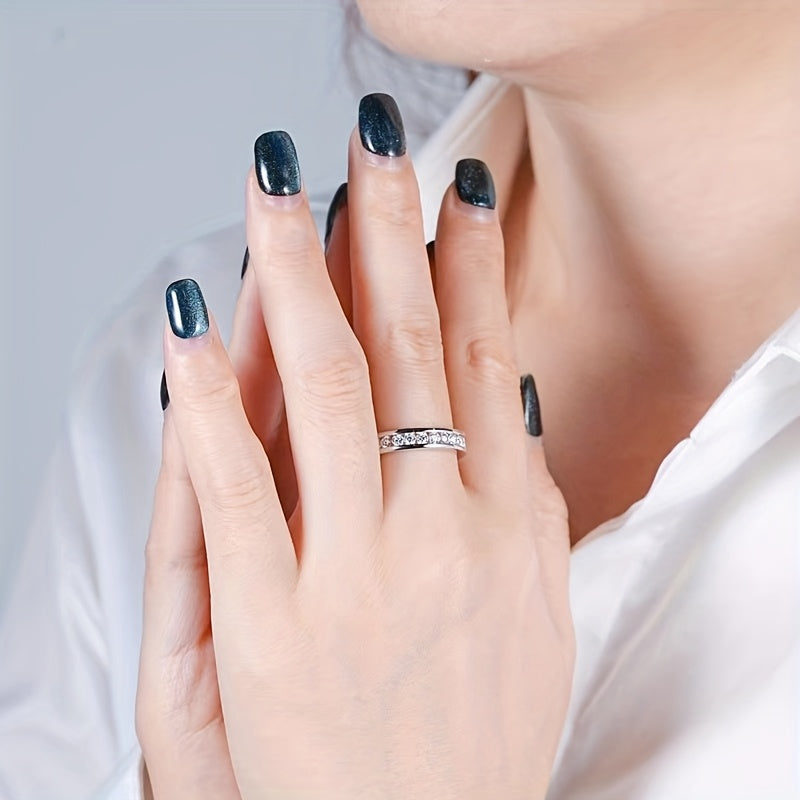 White Gold Sparkling Zirconia Ring