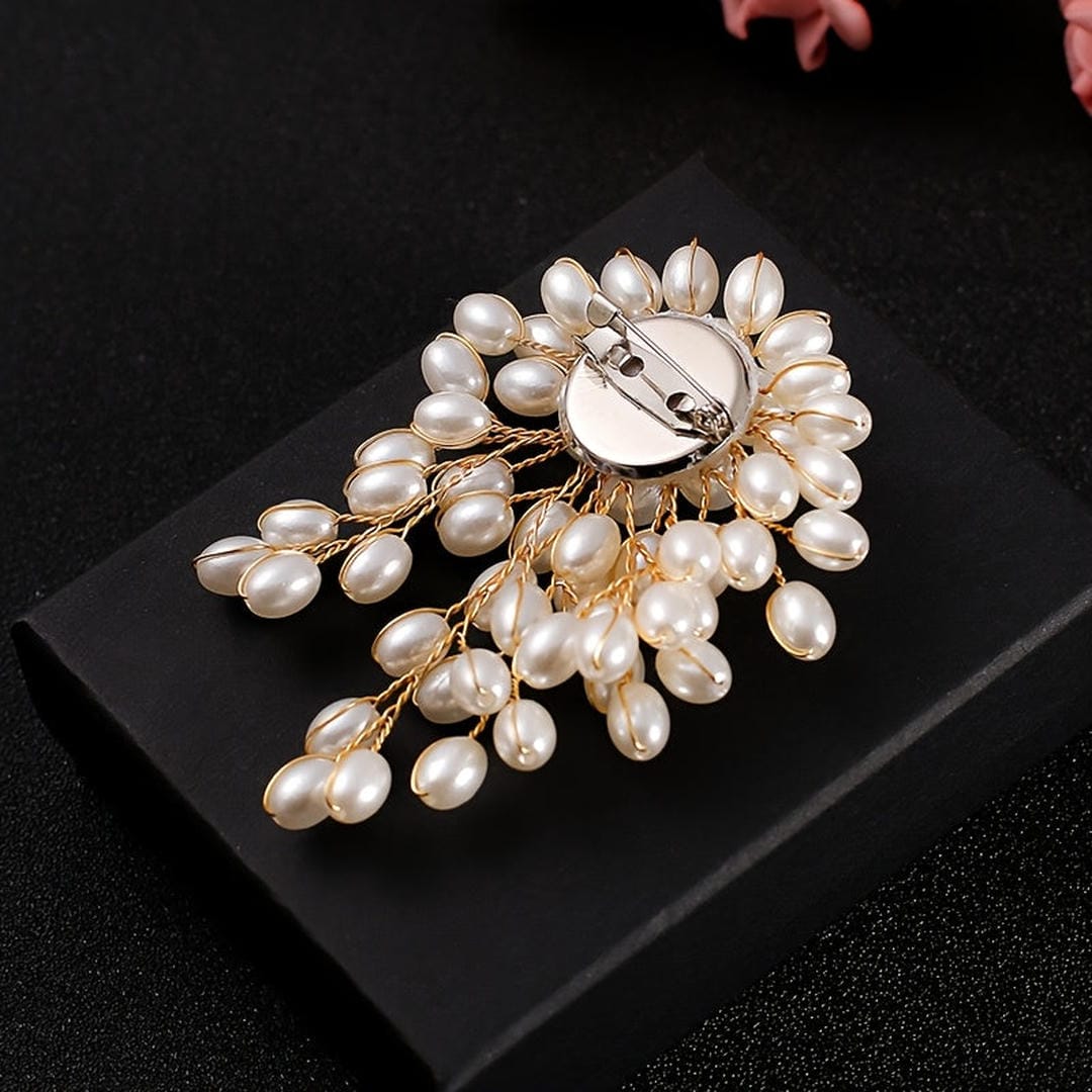 Luxury Pearl Cascade Brooch