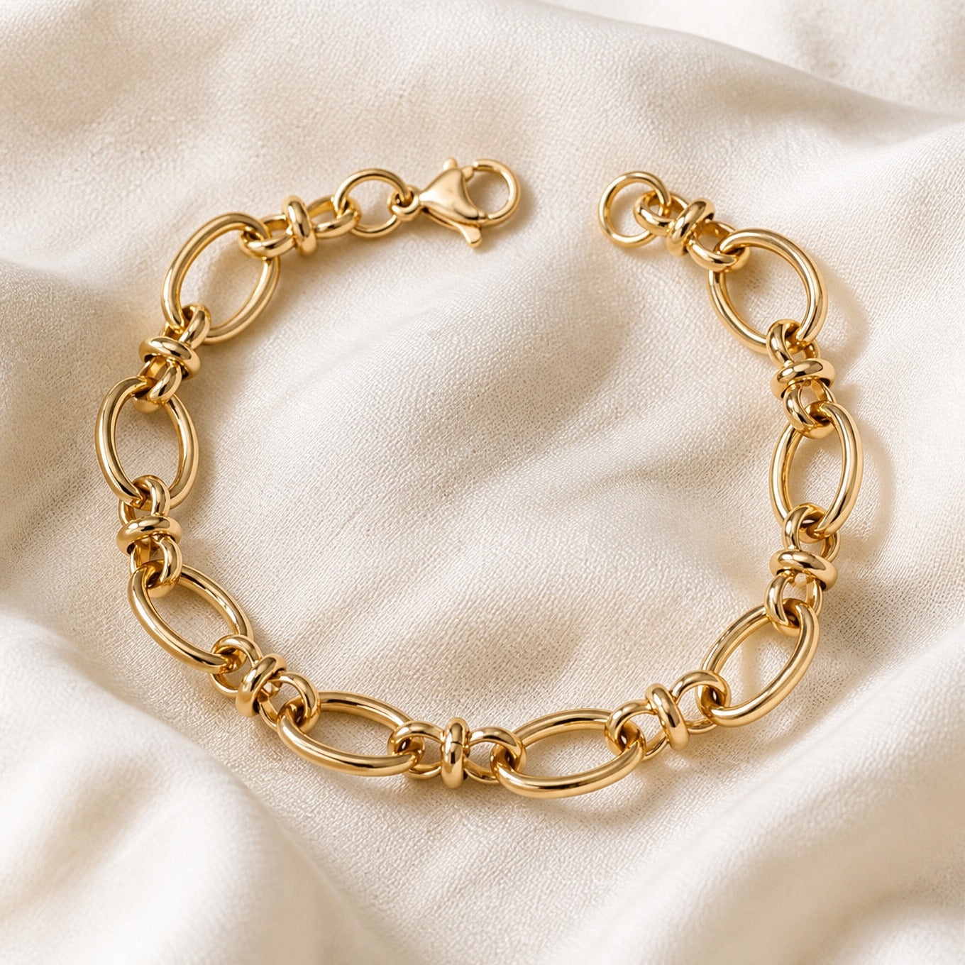 Imperial Gold Link Bracelet