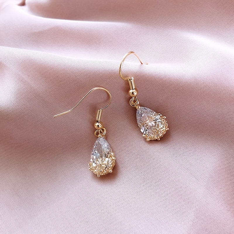Fashionable Plum Blossom Drop Earrings
