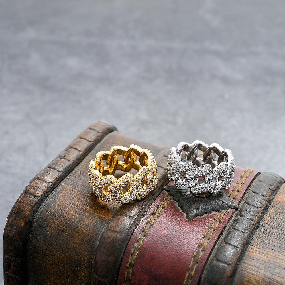 Elegant Gold and Silver Zirconia Inlaid Ring