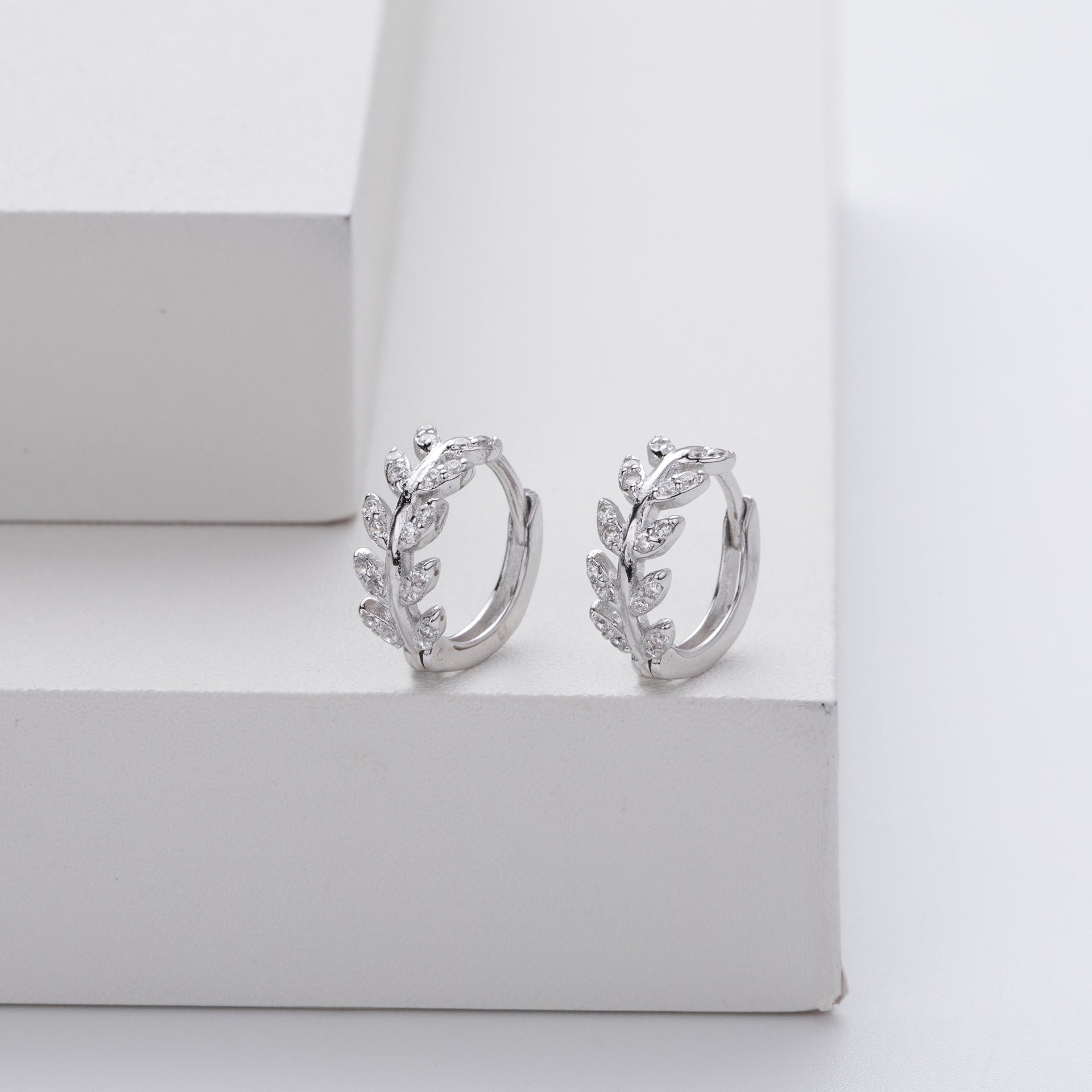 Zirconia Leaf Shaped Earrings