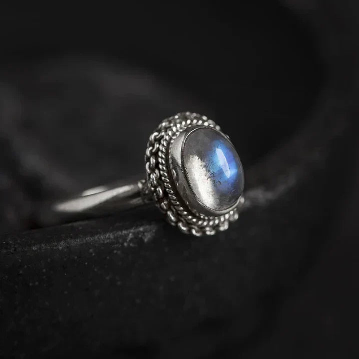 Gloria Moonstone Rope Ring
