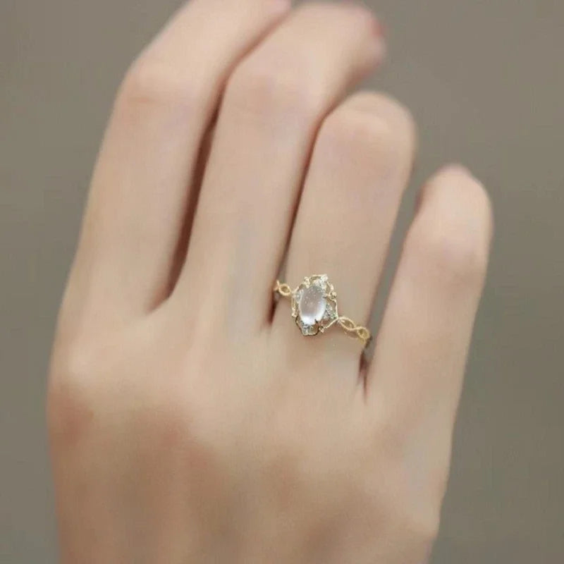 Vintage Gold Lotus Moonstone Ring