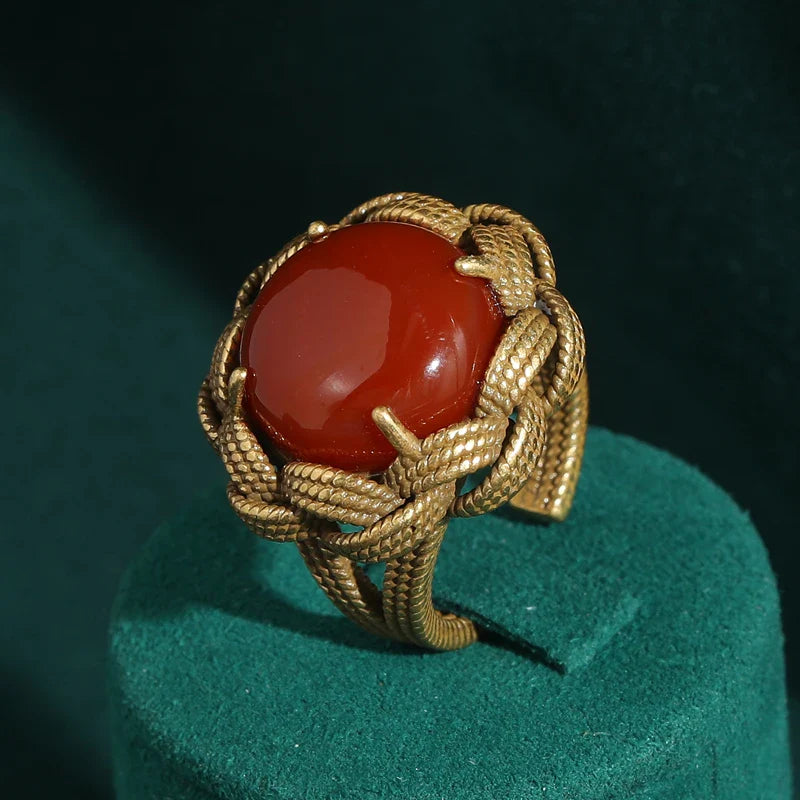 Gold Weave Round Agate Ring