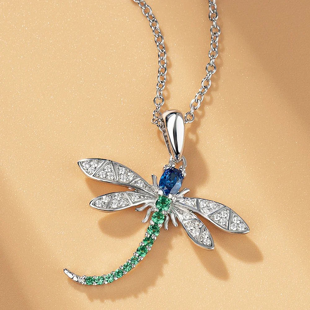 Exquisite Dragonfly Pendant Necklace