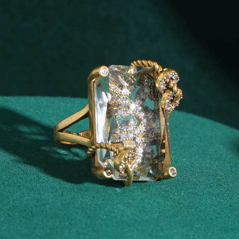 Vintage Crystal Claw Decorative Ring