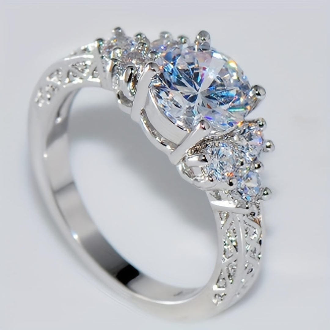 Vintage Filigree Three Stone Ring